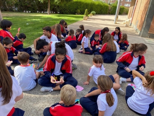 Foto Colegio SANTA CLARA DE ASÍS #2