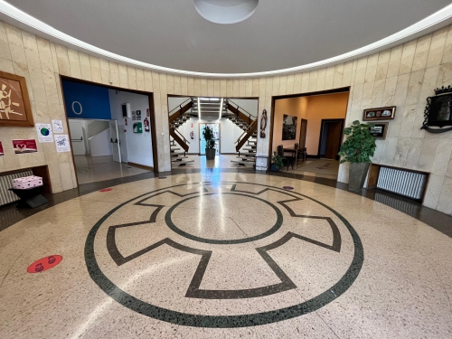 Foto Colegio Internacional Jesuitinas Miralba #2