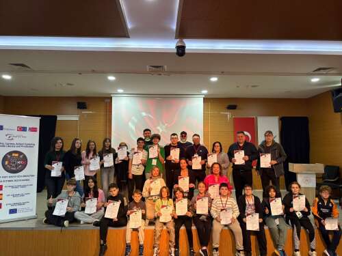 Foto Colegio José María Del Campo #2