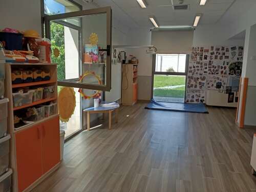 Foto Escuela Infantil Centro de Educación Infantil Estrella Polar (Tablada, Los Remedios, Sevilla) Guardería #2