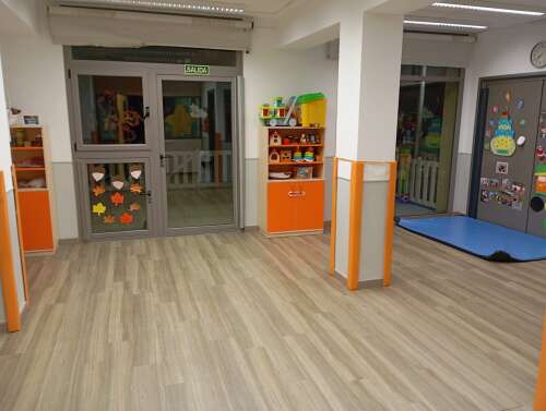 Foto Escuela Infantil Centro de Educación Infantil Estrella Polar (Tablada, Los Remedios, Sevilla) Guardería #2