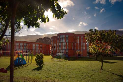 Foto Colegio Rochester #1