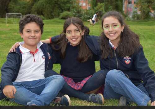 Foto Colegio Bilingue    Colombo Británico #0