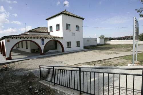 Foto Colegio Fábrica De Armas #2