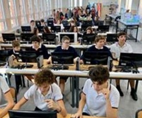 Foto Colegio Esclavas del Sagrado Corazón De Jesús #2