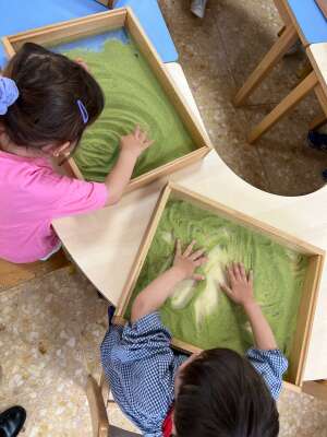 Foto Colegio Lycée Français De Valence #2