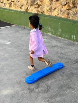 Foto Colegio Lycée Français De Valence #2