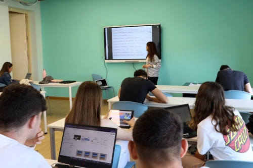 Foto Instituto Complejo Preuniversitario Mas Camarena #2