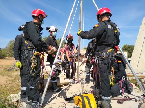 Foto Instituto Complejo Preuniversitario Mas Camarena #2
