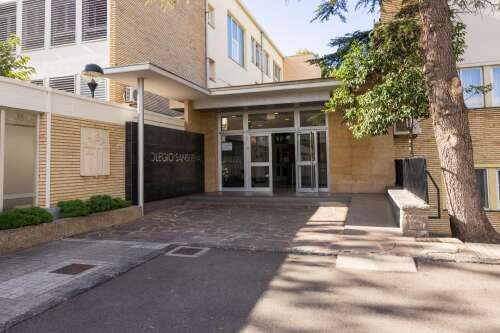 Foto Colegio Montearagón · Sansueña #2