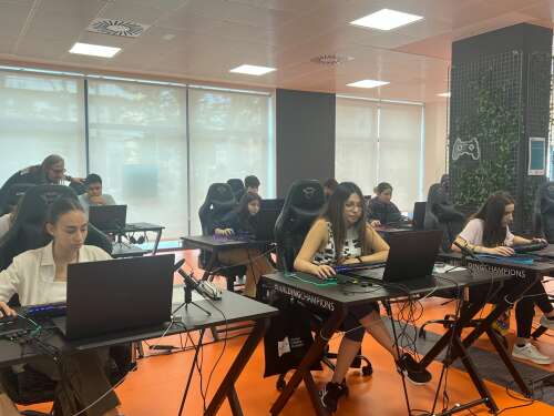 Foto Instituto Centro Superior de Diseño de Zaragoza I HAC_R CREATIVO #0