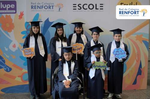 Foto Colegio Personalizado Renfort #2