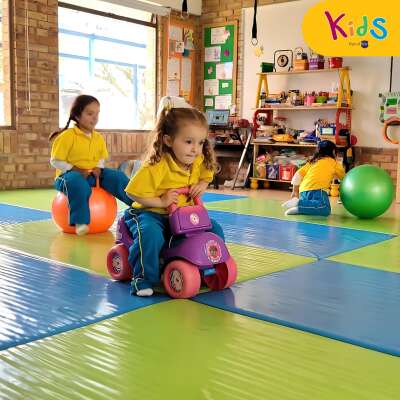 Foto Jardín Infantil KSI KidS #3