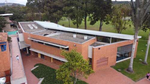 Foto Colegio Los Nogales #2