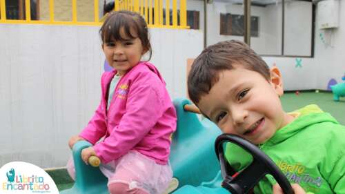 Foto Jardín Infantil Jardín Infantil Librito Encantado #1