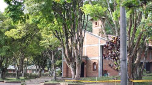 Foto Colegio Gimnasio Pereira #0