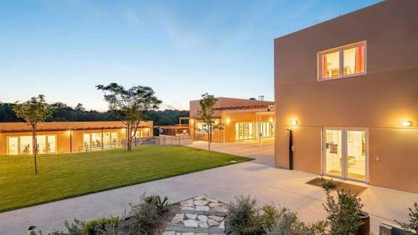Dragón, el Colegio Americano de Torrelodones convoca ocho becas al talento